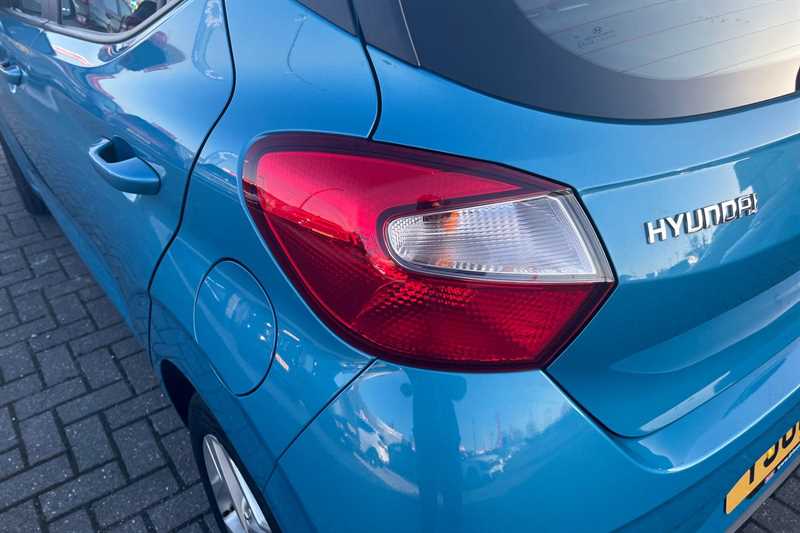 Used Hyundai i10 for sale - 77788330: Photo 31