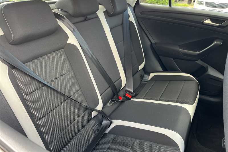 Used Volkswagen T-Roc 2021 for sale - 76790749: Photo 24