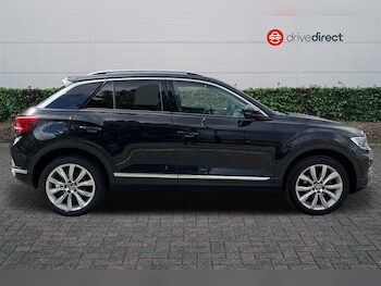 Used Volkswagen T-Roc 2021 for sale - 76790749: Photo