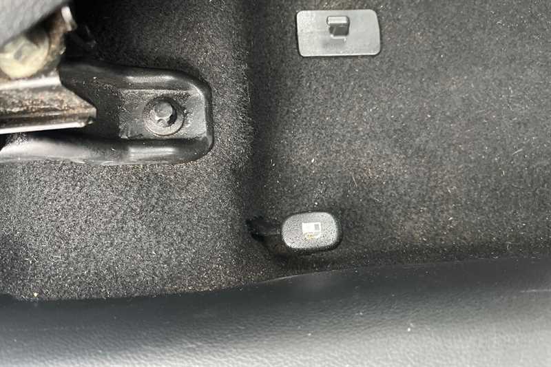 Used Hyundai i10 2021 for sale - 77473753: Photo 38