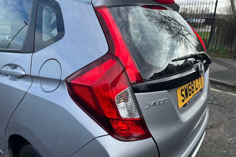 Used Honda Jazz 2019 for sale - 78119452: Photo 31