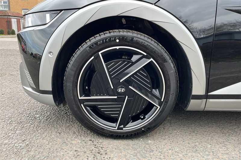 Used Hyundai IONIQ 5 2025 for sale - 77900012: Photo 12