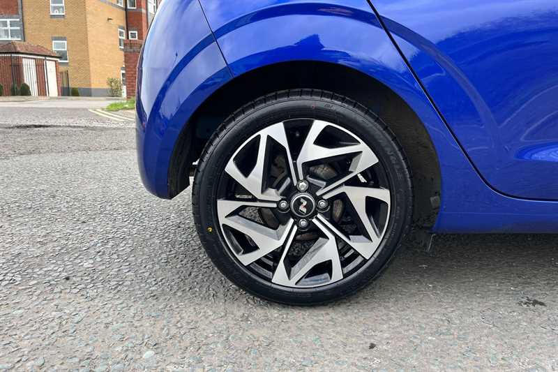 Used Hyundai i10 2023 for sale - 77929989: Photo 11