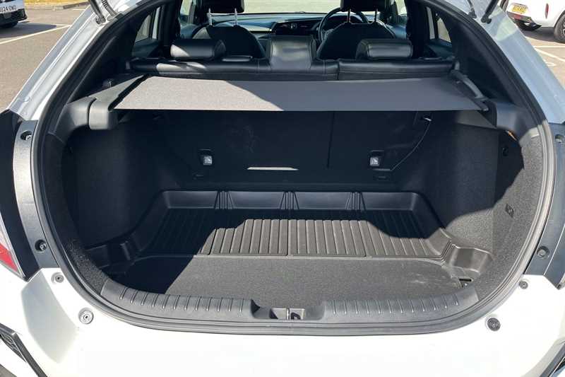 Used Honda Civic 2021 for sale - 76517493: Photo 25