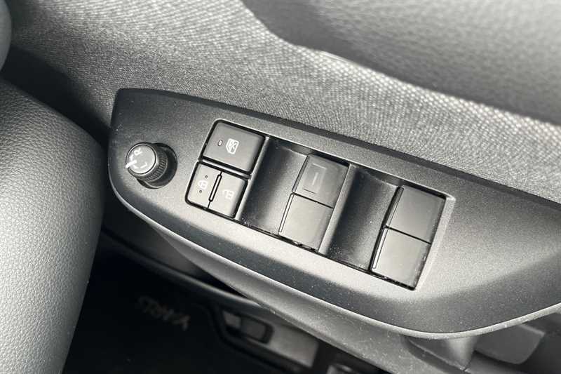 Used Toyota Yaris 2021 for sale - 78217170: Photo 16