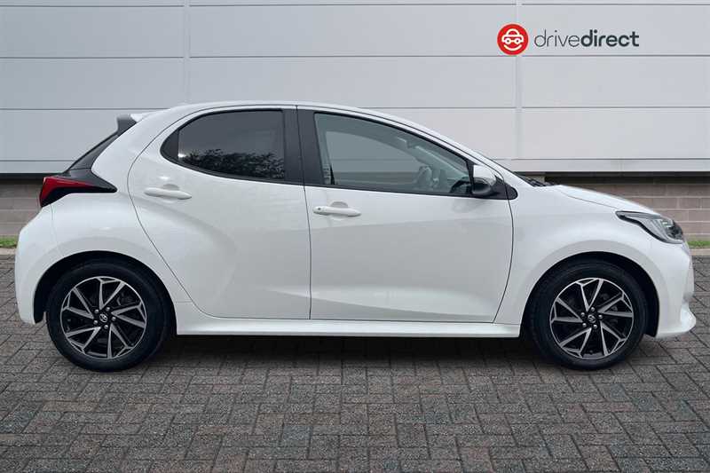 Used Toyota Yaris 2021 for sale - 78217170: Photo 2