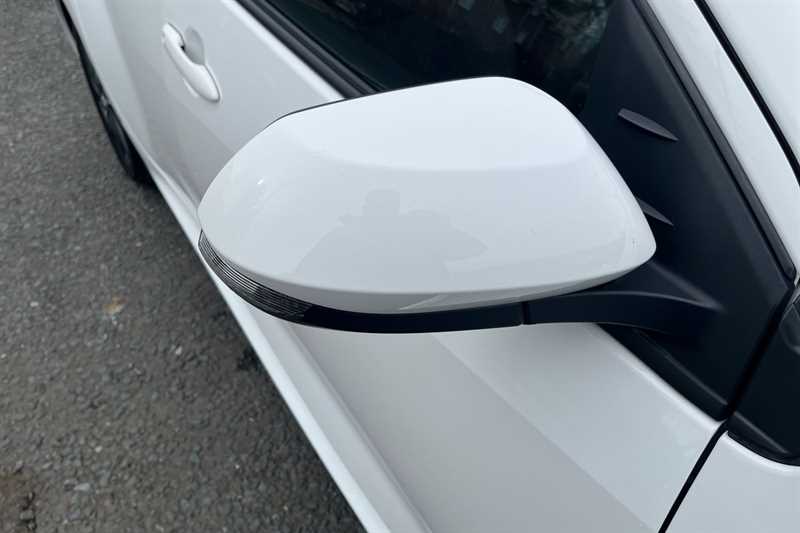 Used Toyota Yaris 2021 for sale - 78217170: Photo 34