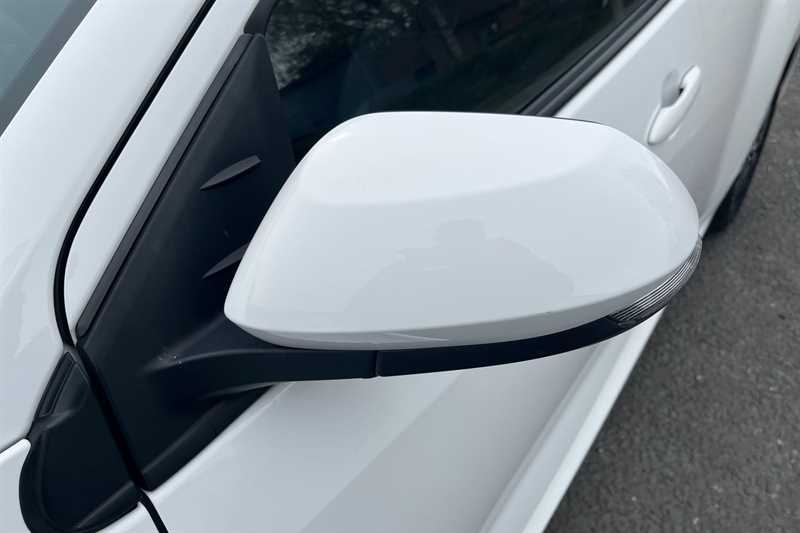 Used Toyota Yaris 2021 for sale - 78217170: Photo 35