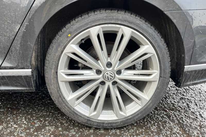 Used Volkswagen Passat for sale - 77363139: Photo 10