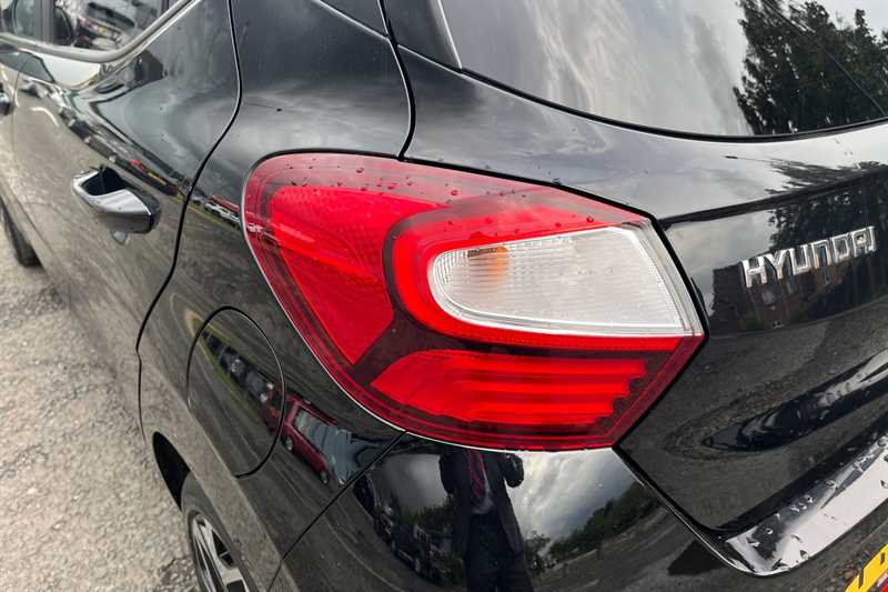 Used Hyundai i10 2022 for sale - 75637011: Photo 31