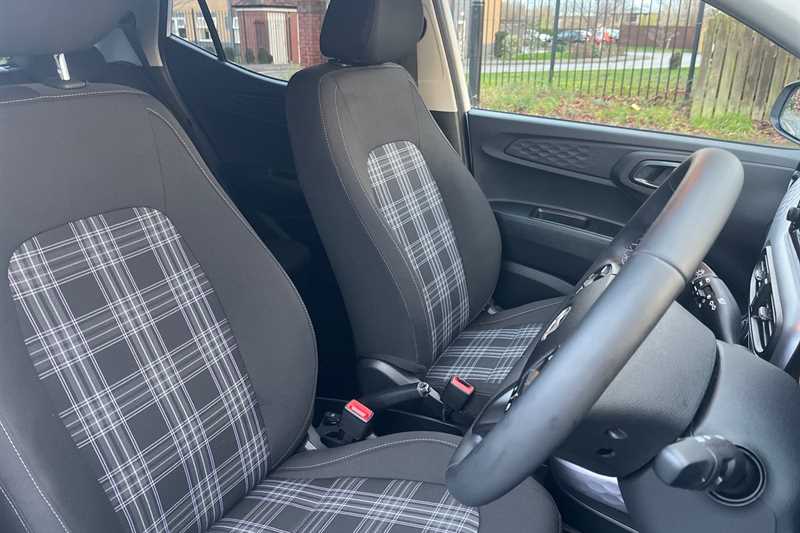 Used Hyundai i10 2025 for sale - 77295060: Photo 23