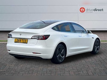 Used Tesla Model 3 2019 for sale - 76530574: Photo