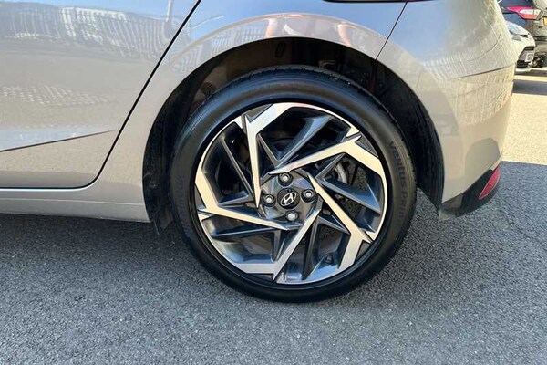 Used Hyundai i20 2023 for sale - 75994111: Photo 11