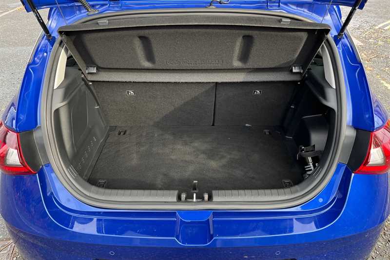 Used Hyundai i20 2021 for sale - 76529704: Photo 25