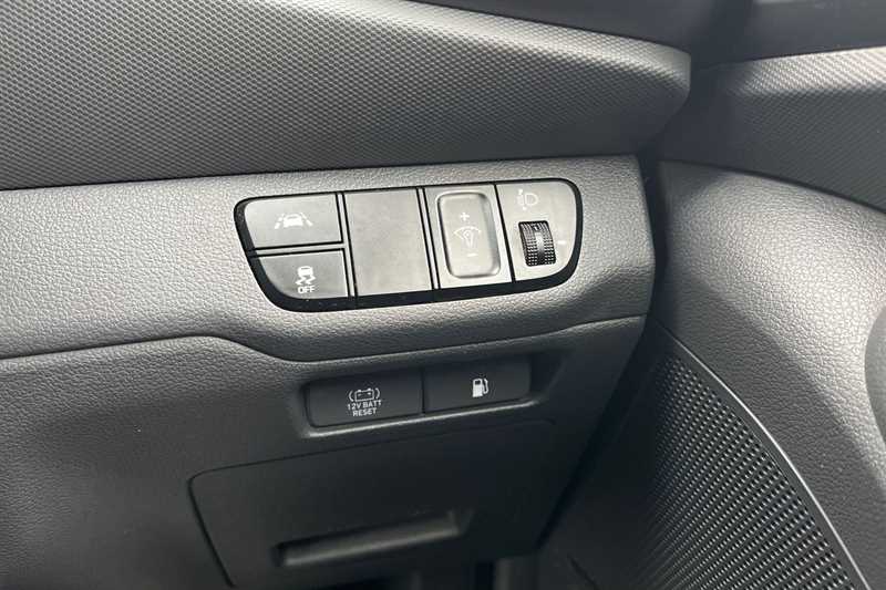 Used Hyundai IONIQ 2022 for sale - 77309050: Photo 40