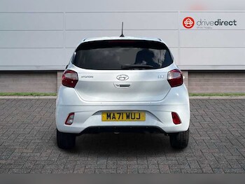 Used Hyundai i10 2021 for sale - 75734935: Photo