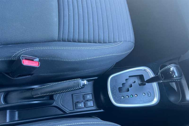 Used Toyota Yaris 2016 for sale - 77361969: Photo 39