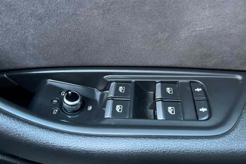 Used Audi A4 2018 for sale - 77335384: Photo 16