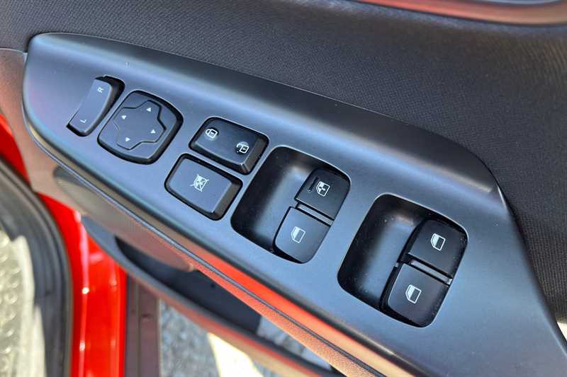 Used Hyundai KONA 2019 for sale - 78161139: Photo 16