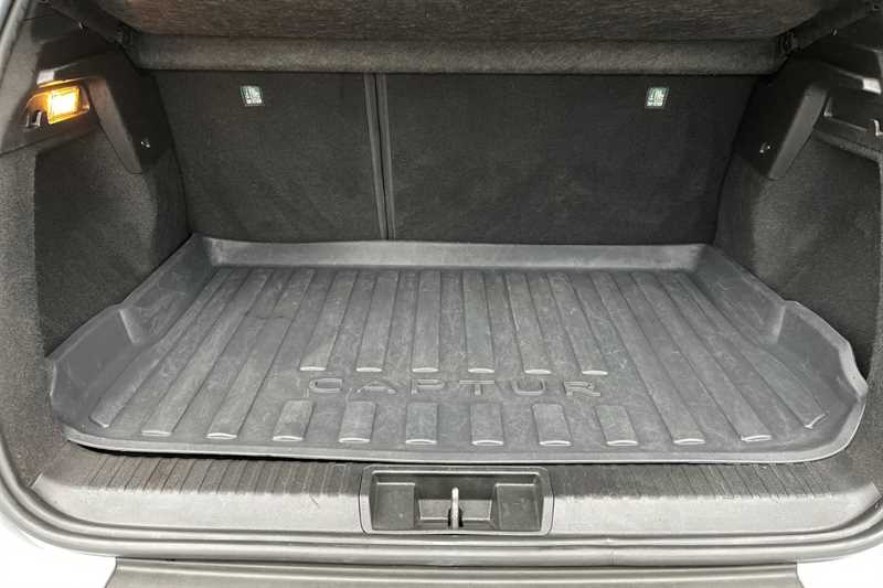 Used Renault Captur 2022 for sale - 78217472: Photo 25