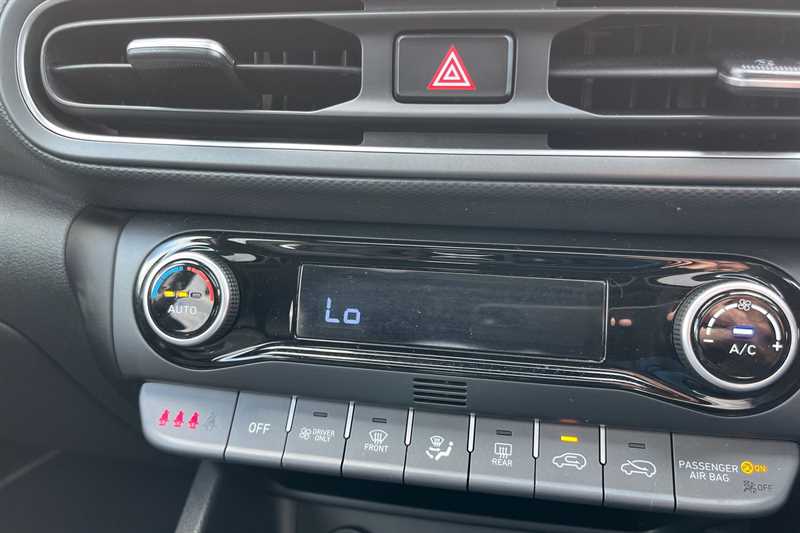 Used Hyundai KONA 2023 for sale - 76462437: Photo 15