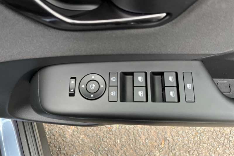 Used Hyundai KONA 2025 for sale - 76529858: Photo 16