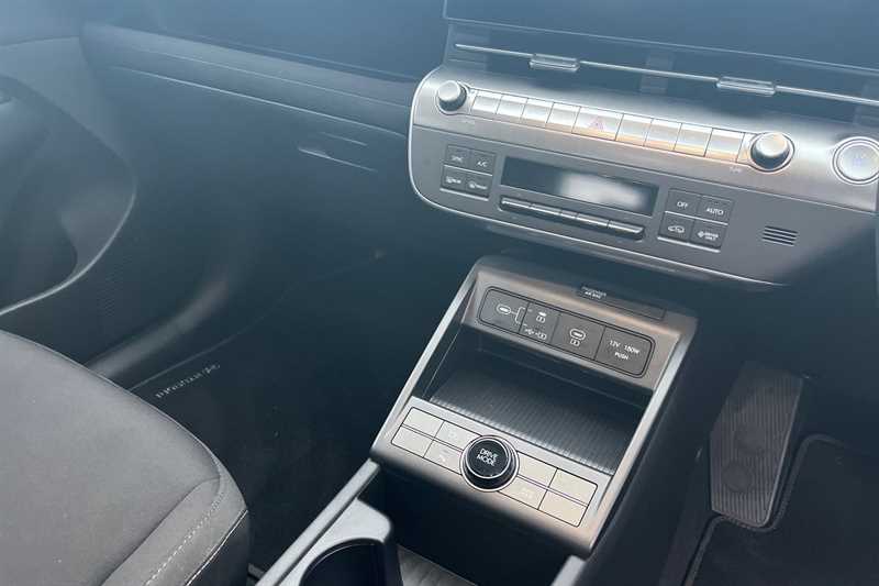 Used Hyundai KONA 2024 for sale - 76790183: Photo 14