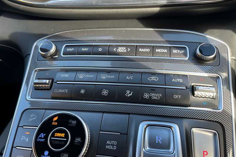 Used Hyundai Santa Fe 2021 for sale - 76489405: Photo 15