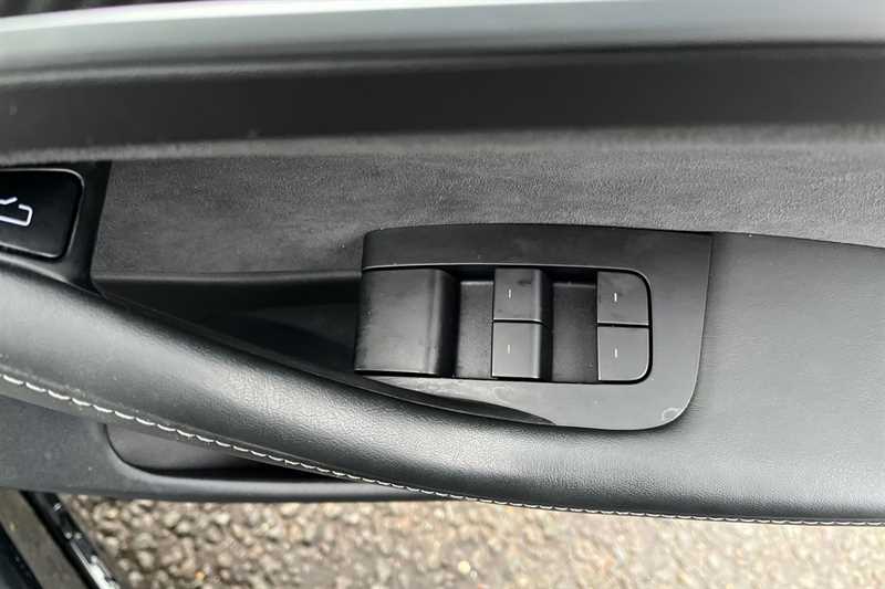 Used Tesla Model 3 2021 for sale - 77018556: Photo 16