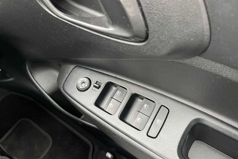 Used Hyundai i10 2021 for sale - 76858312: Photo 16