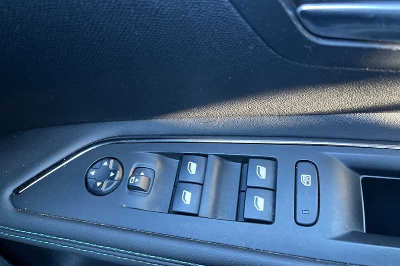 Used Peugeot 3008 2022 for sale - 77317410: Photo 16