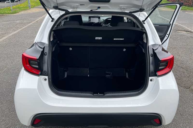 Used Toyota Yaris 2021 for sale - 78208134: Photo 25