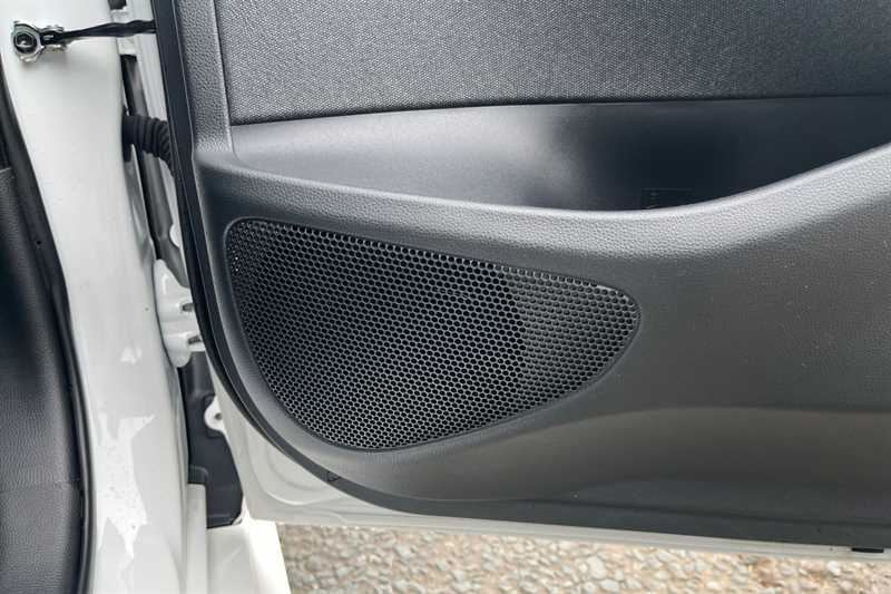 Used Toyota Yaris 2021 for sale - 78208134: Photo 27