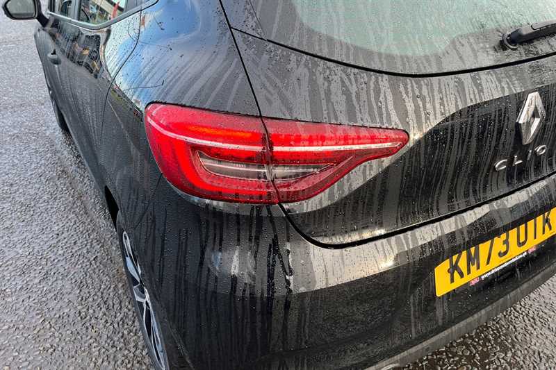 Used Renault Clio 2023 for sale - 78051382: Photo 31