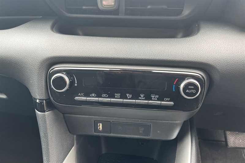 Used Toyota Yaris 2021 for sale - 78222548: Photo 15