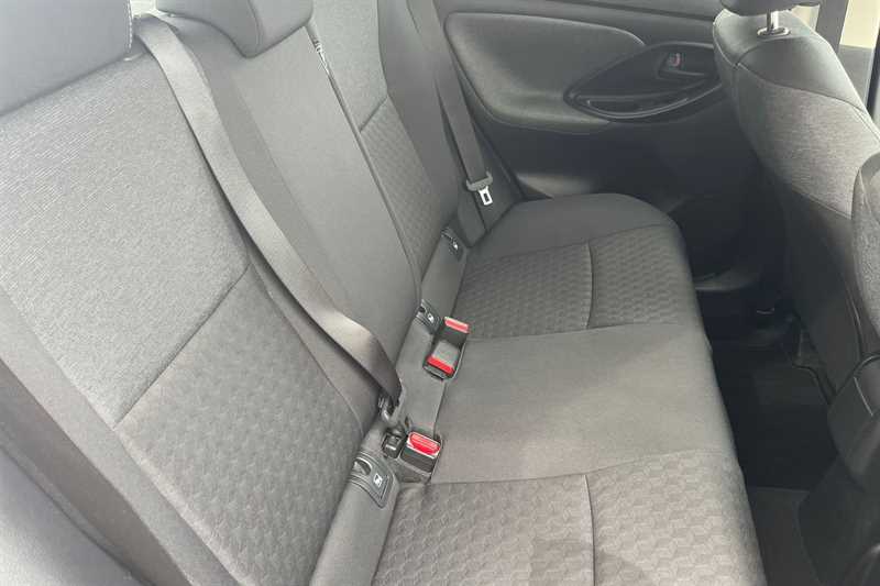 Used Toyota Yaris 2021 for sale - 78222548: Photo 24