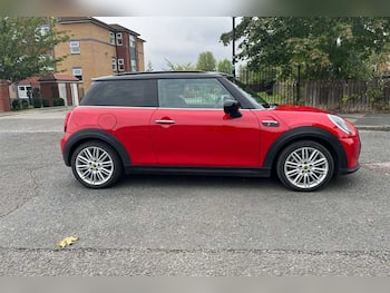 Used MINI Hatch 2023 for sale - 79783379: Photo