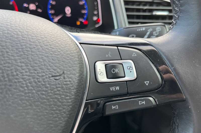 Used Volkswagen T-Roc for sale - 76462553: Photo 22