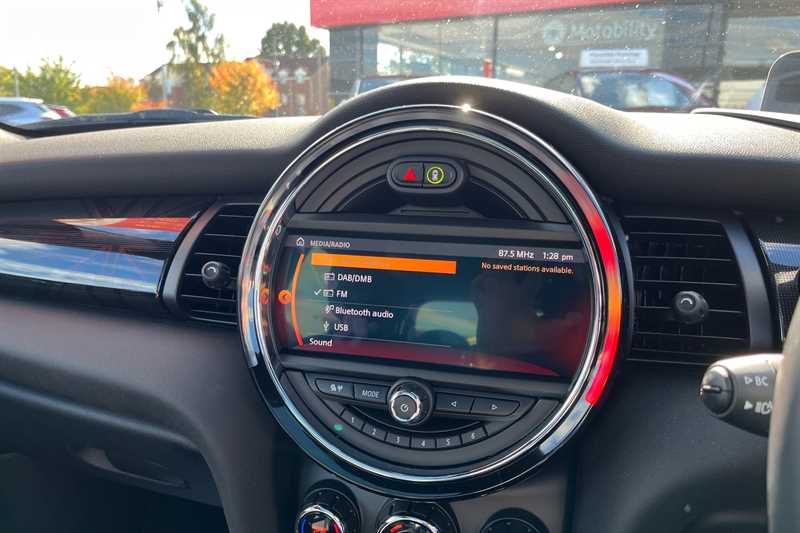 Used MINI Hatch 2020 for sale - 76516427: Photo 17