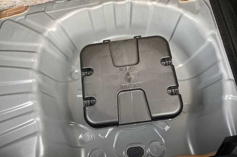 Used Renault Clio for sale - 77863170: Photo 37