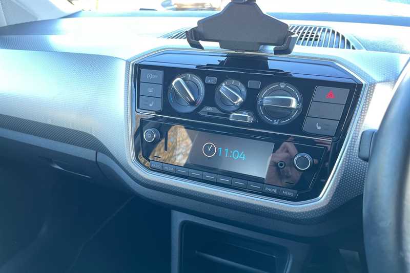 Used Volkswagen up! 2018 for sale - 76916977: Photo 18