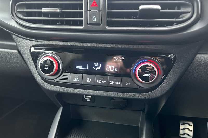 Used Hyundai i10 2022 for sale - 77334907: Photo 15