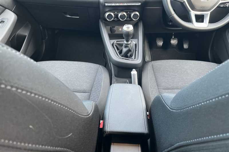 Used Renault Clio 2023 for sale - 77899973: Photo 14