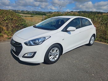 Used Hyundai i30 2013 for sale - 79353420: Photo