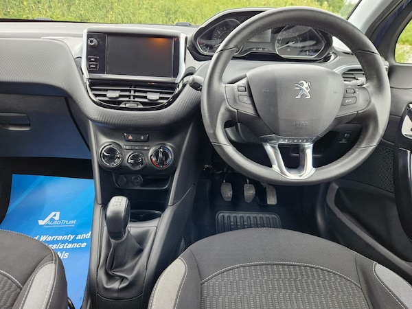 Used Peugeot 208 2016 for sale - 76116696: Photo 14