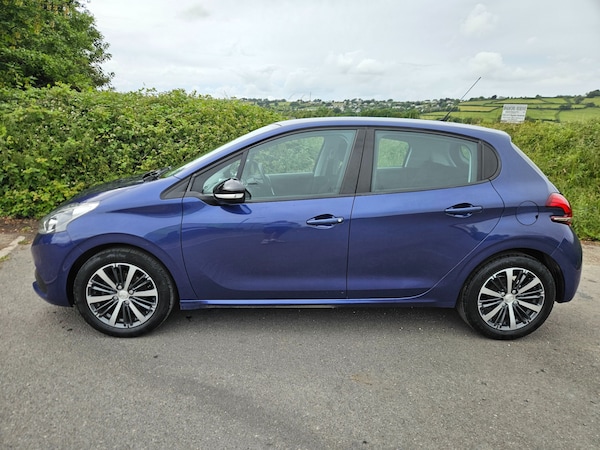 Used Peugeot 208 2016 for sale - 76116696: Photo 5