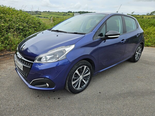 Used Peugeot 208 2016 for sale - 76116696: Photo 6