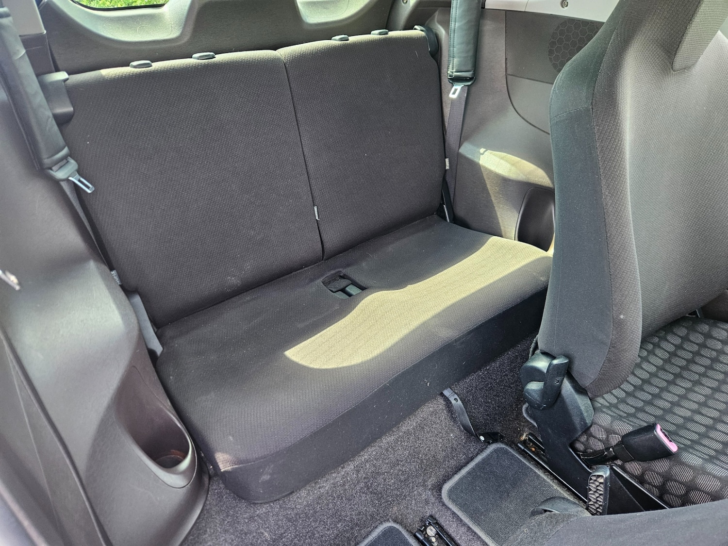 Used Toyota IQ 2011 for sale - 76119502: Photo 8