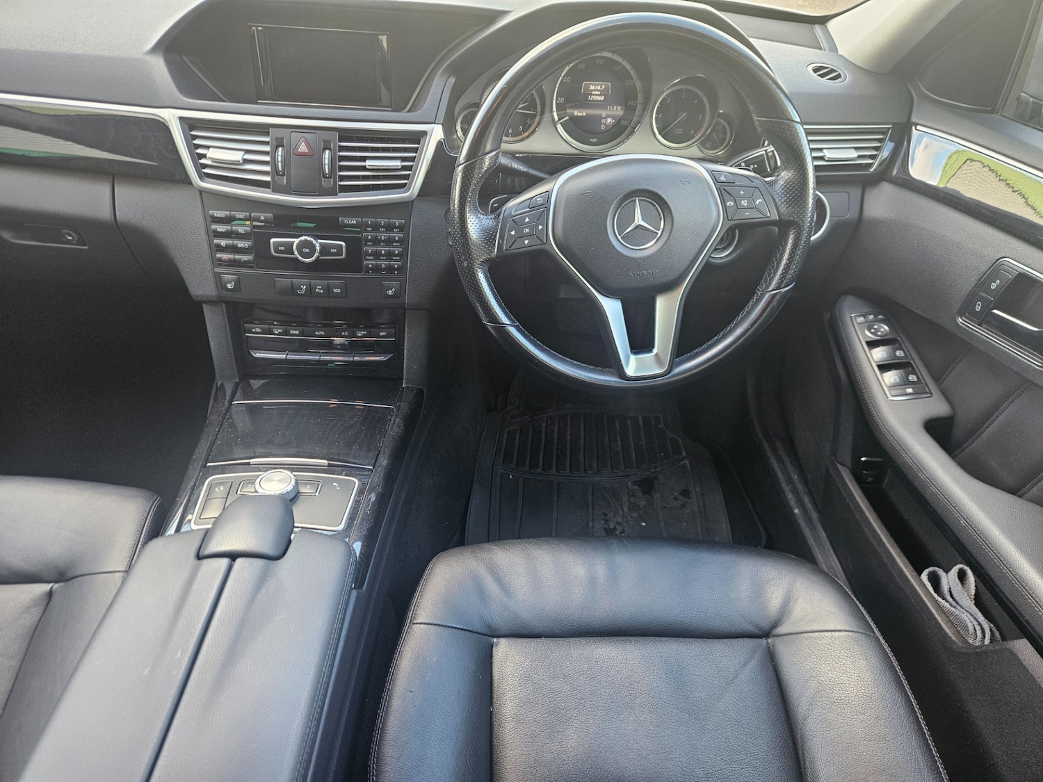 Used Mercedes-Benz E Class 2012 for sale - 78029036: Photo 12