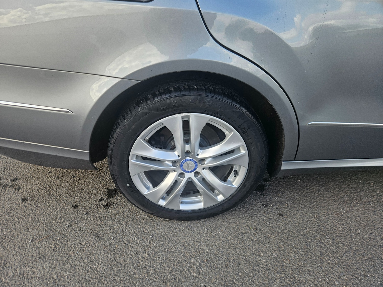 Used Mercedes-Benz E Class 2012 for sale - 78029036: Photo 13